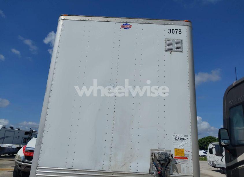 Photo 6 of 2015 Utility Trailer MFG UTILITY TRAILER MFG (VIN 1UYVS2537FP152308)
