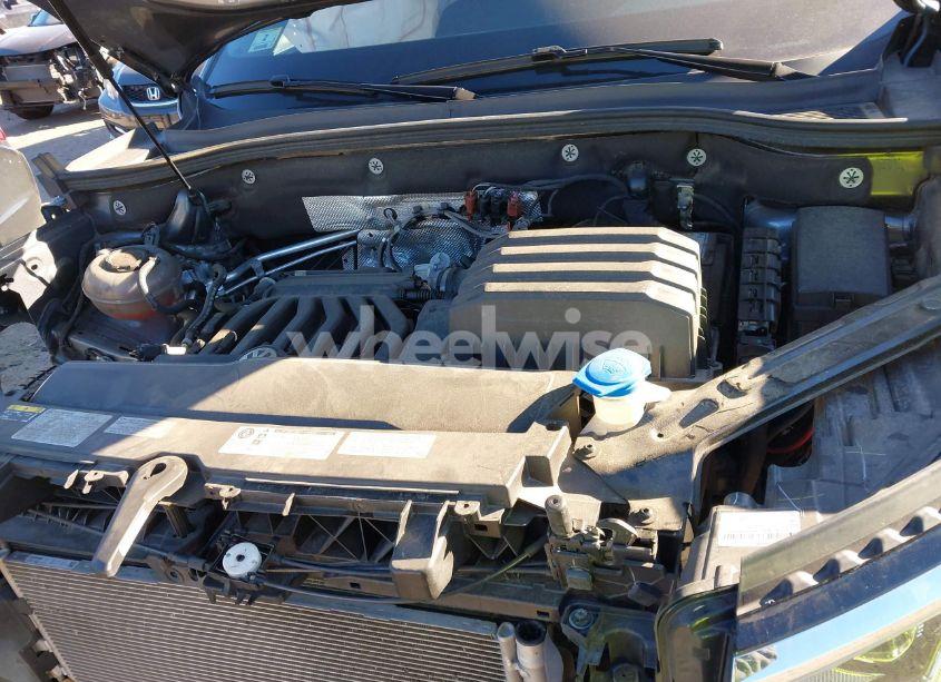 Photo 10 of 2020 Volkswagen Atlas CROSS SPORT 3.6L V6 SE W/TECHNOLOGY/3.6L V6 SE W/TECHNOLOGY R-LINE (VIN 1V21E2CA2LC212129)