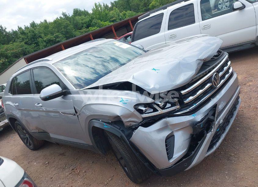 Photo 13 of 2020 Volkswagen Atlas CROSS SPORT 3.6L V6 SE W/TECHNOLOGY/3.6L V6 SE W/TECHNOLOGY R-LINE (VIN 1V21E2CA4LC210687)