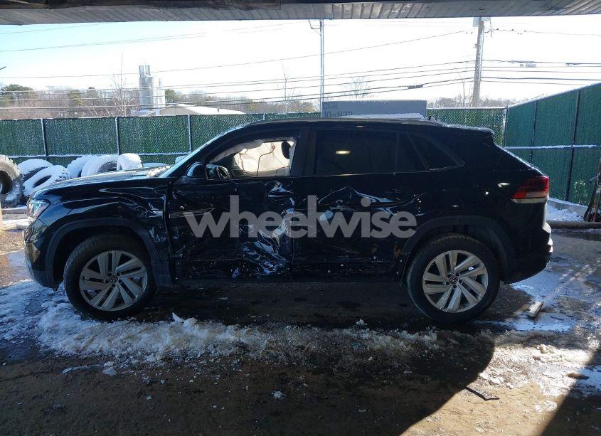 Photo 14 of 2020 Volkswagen Atlas CROSS SPORT 3.6L V6 SE W/TECHNOLOGY/3.6L V6 SE W/TECHNOLOGY R-LINE (VIN 1V21E2CA4LC227103)