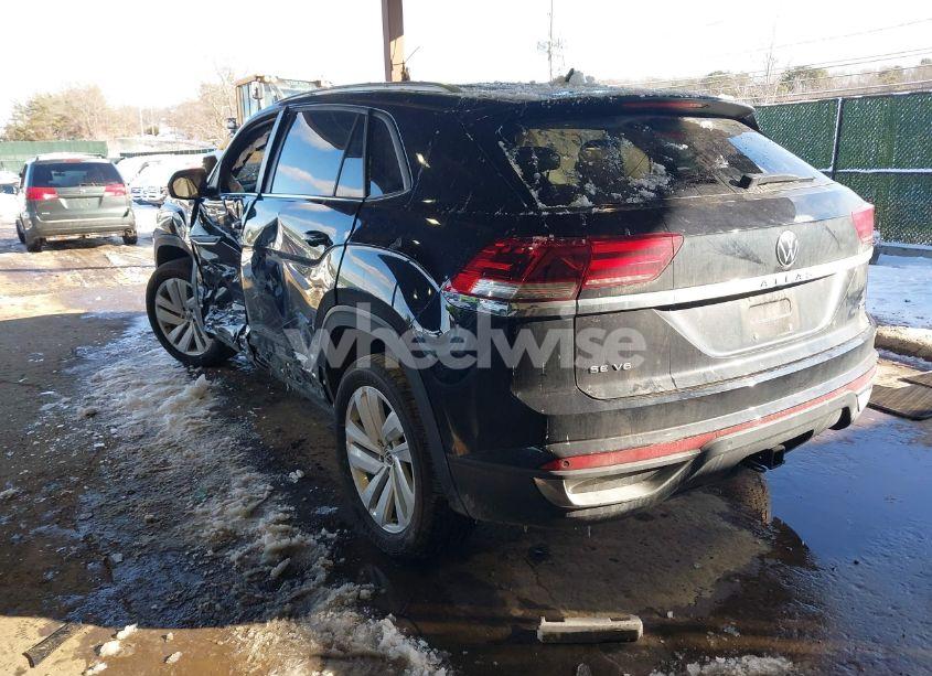 Photo 3 of 2020 Volkswagen Atlas CROSS SPORT 3.6L V6 SE W/TECHNOLOGY/3.6L V6 SE W/TECHNOLOGY R-LINE (VIN 1V21E2CA4LC227103)