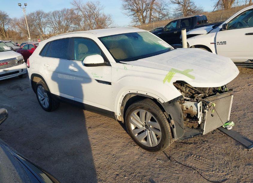 2020 Volkswagen Atlas CROSS SPORT 3.6L V6 SE W/TECHNOLOGY/3.6L V6 SE W/TECHNOLOGY R-LINE (VIN 1V21E2CA8LC227475) main photo