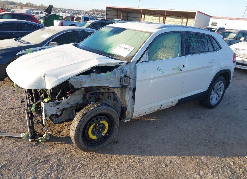 Photo 2 of 2020 Volkswagen Atlas CROSS SPORT 3.6L V6 SE W/TECHNOLOGY/3.6L V6 SE W/TECHNOLOGY R-LINE (VIN 1V21E2CA8LC227475)