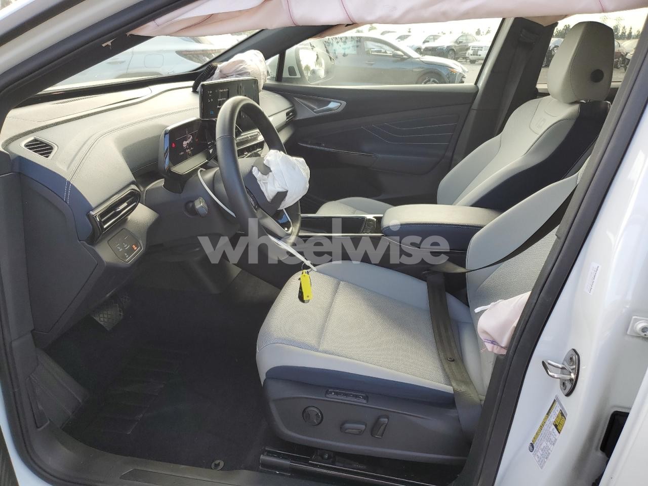 Photo 7 of 2024 VOLKSWAGEN ID.4 S (VIN 1V25MPE84RC008694)