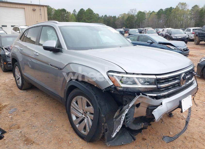 2020 Volkswagen Atlas CROSS SPORT 2.0T SE W/TECHNOLOGY/2.0T SE W/TECHNOLOGY R-LINE (VIN 1V26C2CA5LC206661) main photo