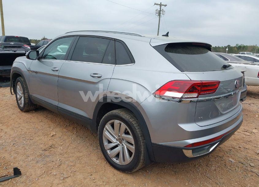 Photo 3 of 2020 Volkswagen Atlas CROSS SPORT 2.0T SE W/TECHNOLOGY/2.0T SE W/TECHNOLOGY R-LINE (VIN 1V26C2CA5LC206661)