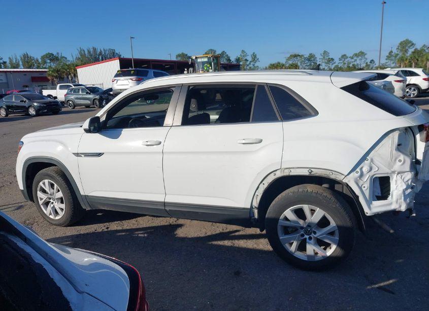 Photo 15 of 2021 Volkswagen Atlas CROSS SPORT 2.0T S (VIN 1V2AC2CA7MC229953)