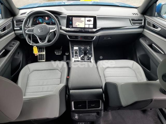 Photo 7 of 2024 VOLKSWAGEN ATLAS CROSS SPORT SEL R-LINE N/A (VIN 1V2AE2CA3RC214965)
