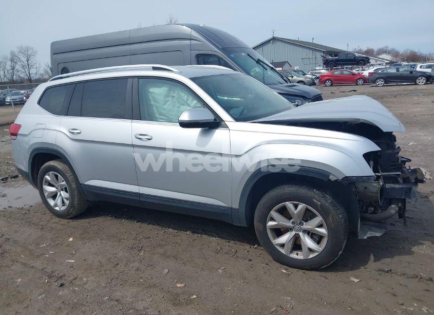 Photo 14 of 2018 Volkswagen Atlas 2.0T S (VIN 1V2AP2CA1JC578834)