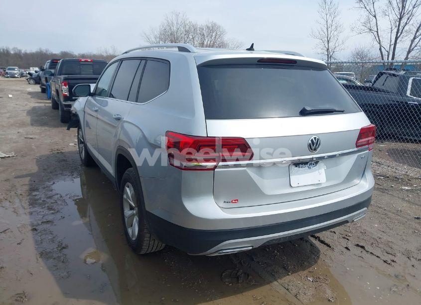 Photo 3 of 2018 Volkswagen Atlas 2.0T S (VIN 1V2AP2CA1JC578834)