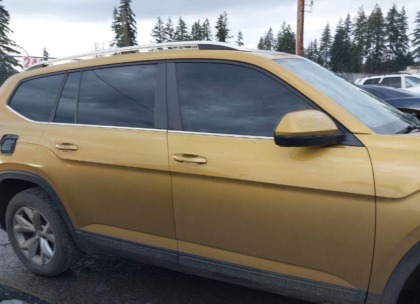 Photo 13 of 2018 Volkswagen Atlas 2.0T S (VIN 1V2AP2CA2JC536480)