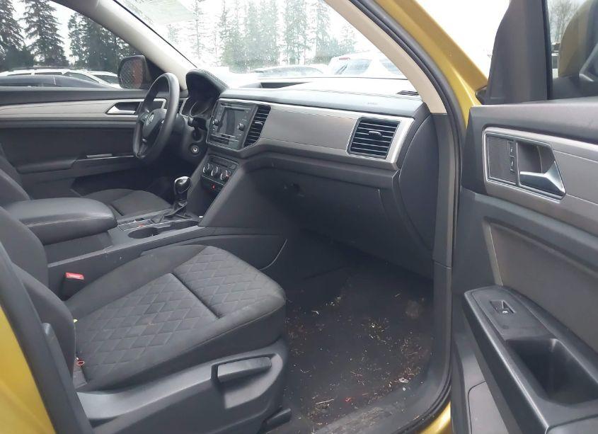 Photo 5 of 2018 Volkswagen Atlas 2.0T S (VIN 1V2AP2CA2JC536480)