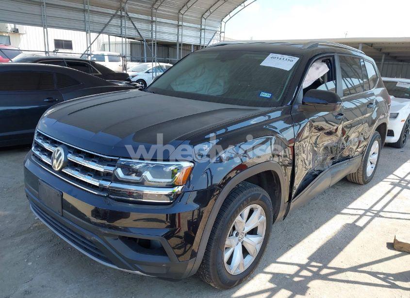 Photo 2 of 2019 Volkswagen Atlas 2.0T S (VIN 1V2AP2CA3KC593580)