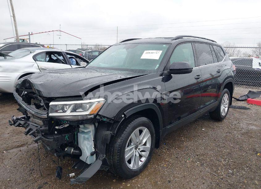 Photo 2 of 2021 Volkswagen Atlas 2.0T S (VIN 1V2AP2CA3MC504531)