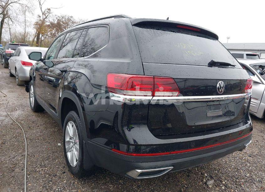 Photo 3 of 2021 Volkswagen Atlas 2.0T S (VIN 1V2AP2CA3MC504531)