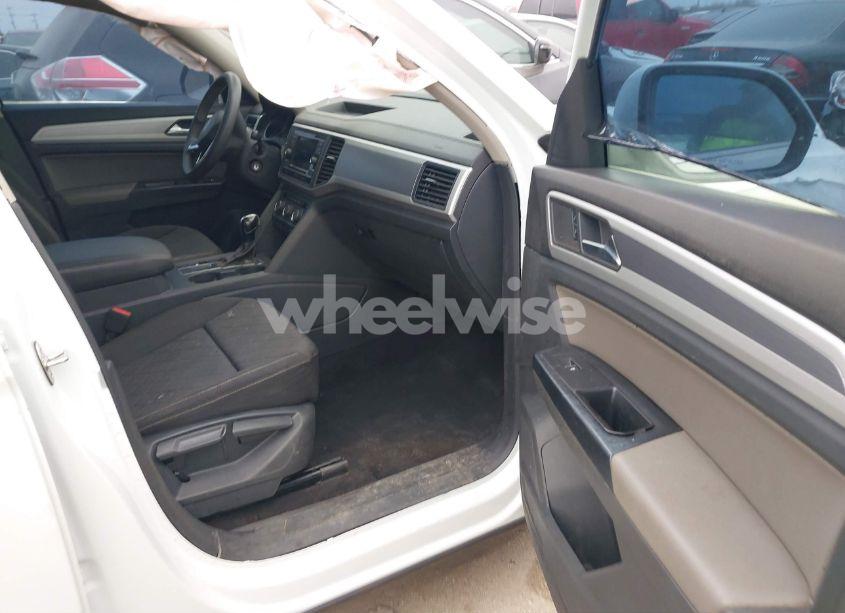 Photo 5 of 2021 Volkswagen Atlas 2.0T S (VIN 1V2AP2CA4MC538199)