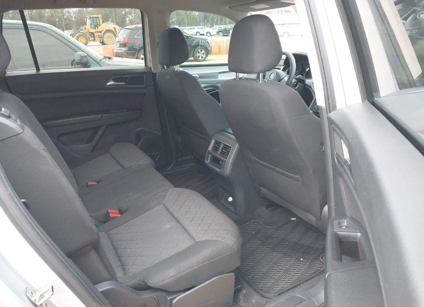 Photo 8 of 2018 Volkswagen Atlas 2.0T S (VIN 1V2AP2CA8JC583903)