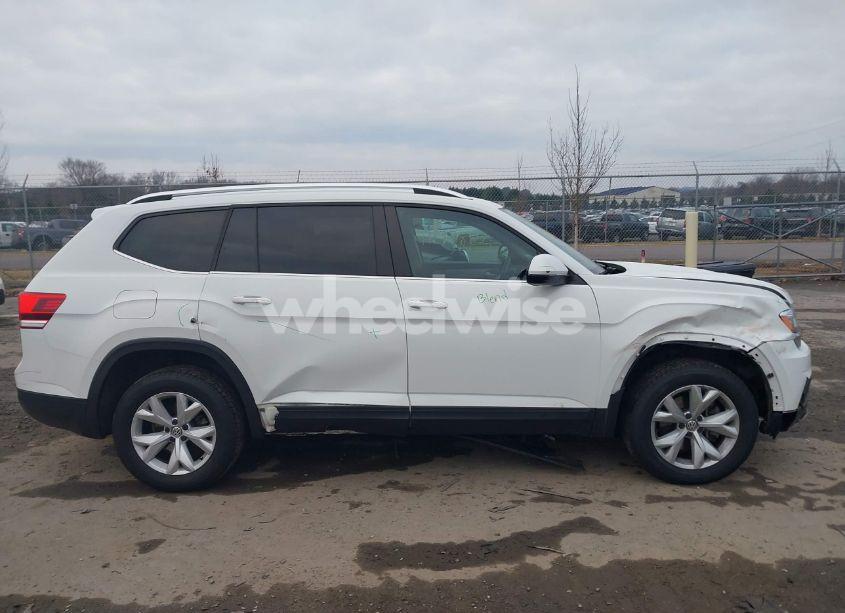 Photo 13 of 2018 Volkswagen Atlas 2.0T S (VIN 1V2AP2CAXJC532712)