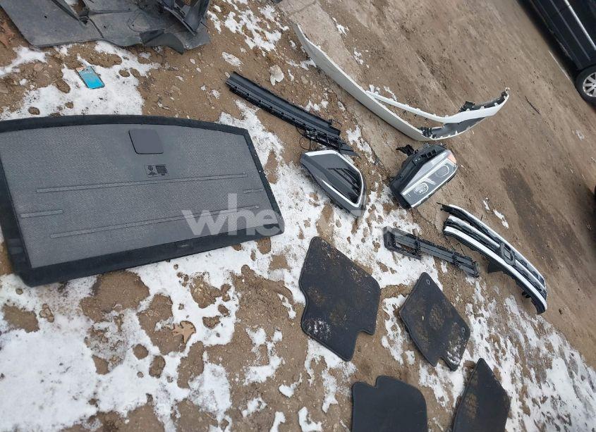 Photo 12 of 2022 Volkswagen Atlas 3.6L V6 SEL R-LINE (VIN 1V2AR2CA0NC507334)