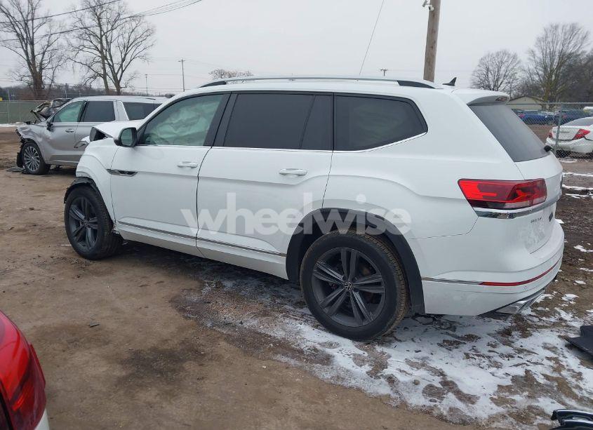Photo 15 of 2022 Volkswagen Atlas 3.6L V6 SEL R-LINE (VIN 1V2AR2CA0NC507334)