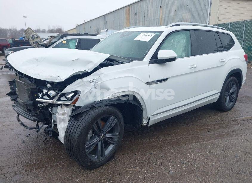 Photo 2 of 2022 Volkswagen Atlas 3.6L V6 SEL R-LINE (VIN 1V2AR2CA0NC507334)