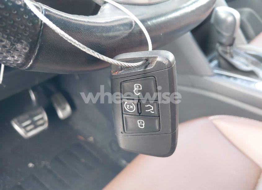 Photo 11 of 2022 Volkswagen Atlas 3.6L V6 SEL R-LINE (VIN 1V2AR2CA1NC528998)