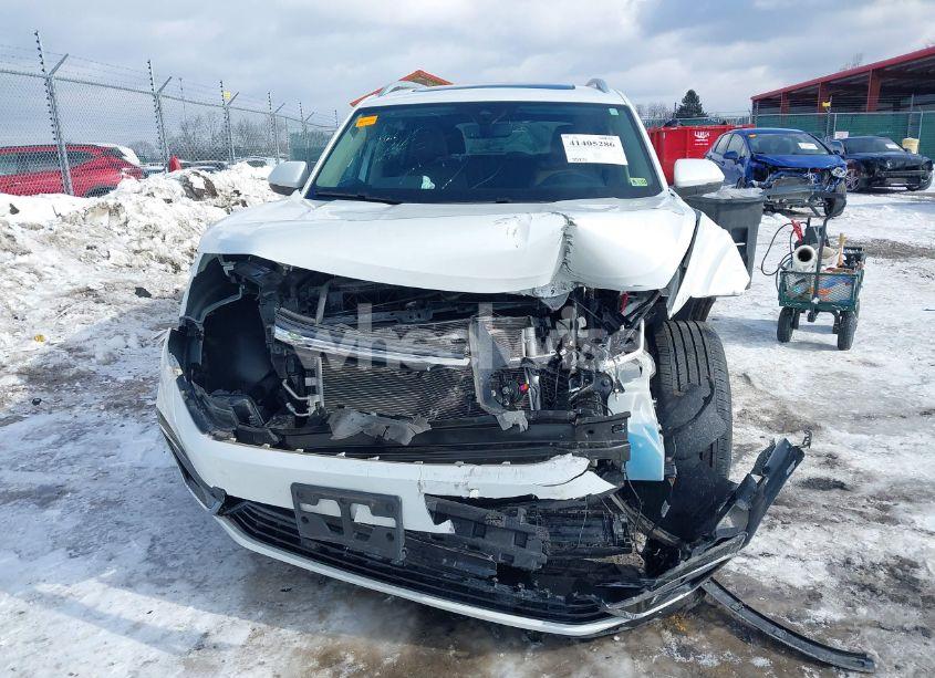 Photo 12 of 2022 Volkswagen Atlas 3.6L V6 SEL R-LINE (VIN 1V2AR2CA1NC528998)