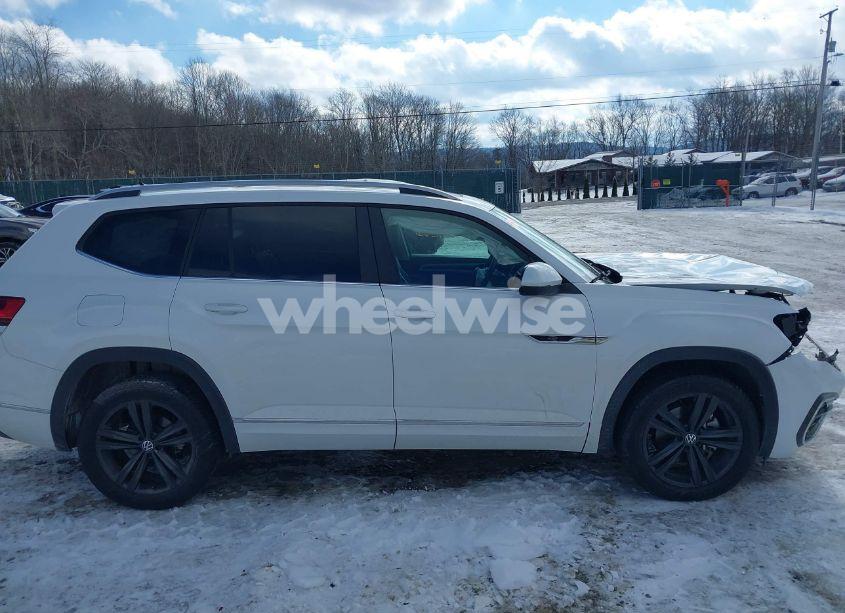 Photo 13 of 2022 Volkswagen Atlas 3.6L V6 SEL R-LINE (VIN 1V2AR2CA1NC528998)