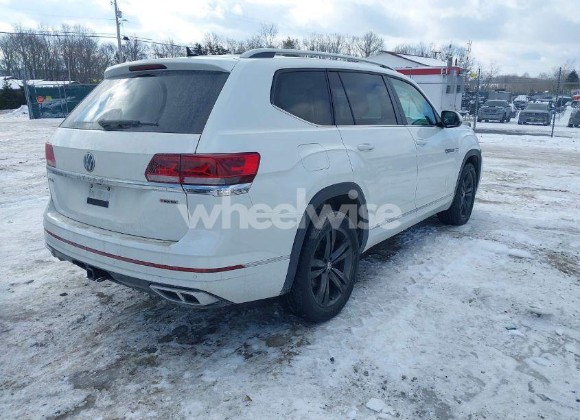 Photo 4 of 2022 Volkswagen Atlas 3.6L V6 SEL R-LINE (VIN 1V2AR2CA1NC528998)