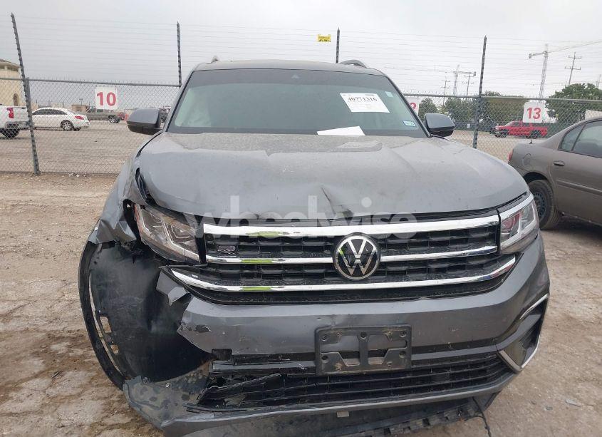 Photo 12 of 2022 Volkswagen Atlas 3.6L V6 SEL R-LINE (VIN 1V2AR2CA1NC546112)