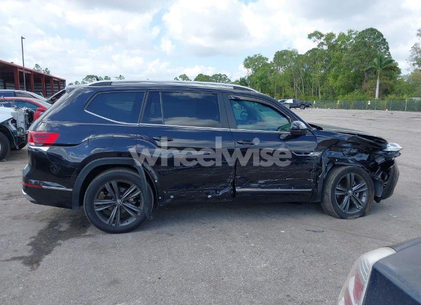 Photo 13 of 2022 Volkswagen Atlas 3.6L V6 SEL R-LINE (VIN 1V2AR2CA2NC501051)