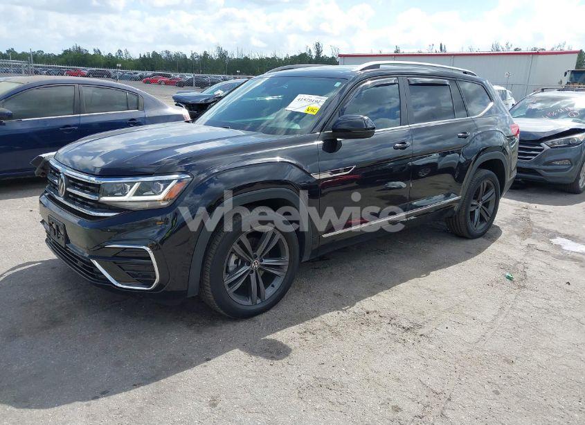 Photo 2 of 2022 Volkswagen Atlas 3.6L V6 SEL R-LINE (VIN 1V2AR2CA2NC501051)