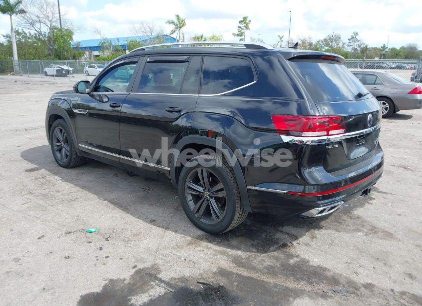 Photo 3 of 2022 Volkswagen Atlas 3.6L V6 SEL R-LINE (VIN 1V2AR2CA2NC501051)