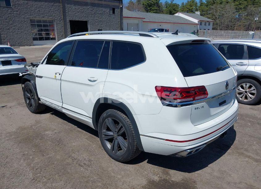Photo 3 of 2022 Volkswagen Atlas 3.6L V6 SEL R-LINE (VIN 1V2AR2CA3NC501396)