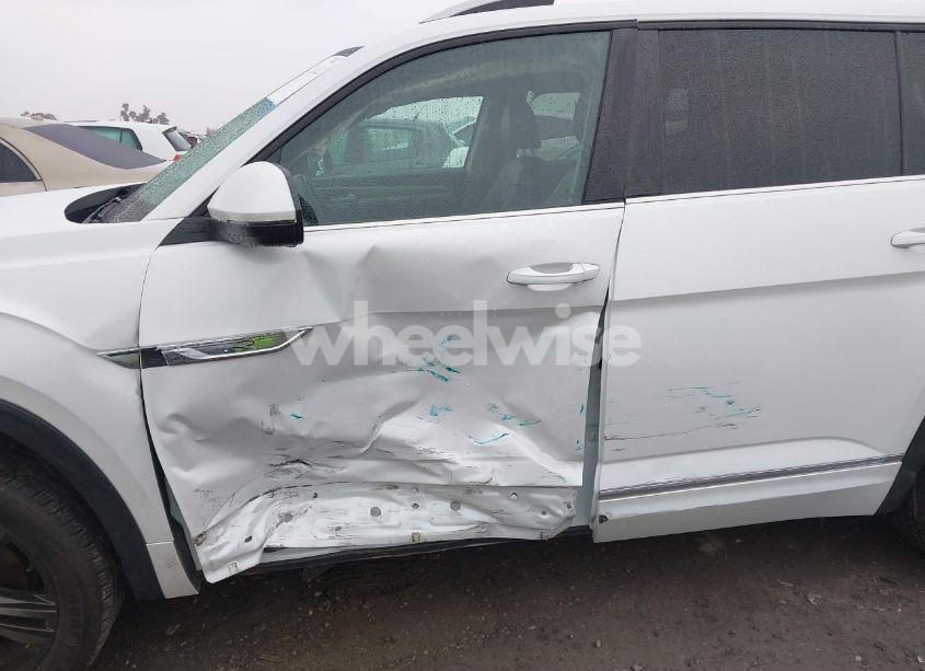 Photo 6 of 2022 Volkswagen Atlas 3.6L V6 SEL R-LINE (VIN 1V2AR2CA5NC548221)