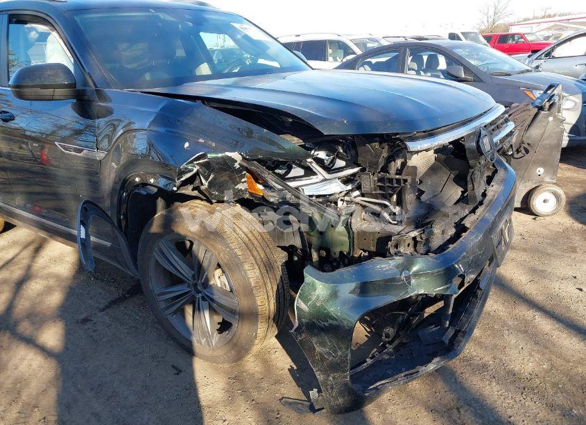 Photo 6 of 2022 Volkswagen Atlas 3.6L V6 SEL R-LINE (VIN 1V2AR2CA9NC505811)