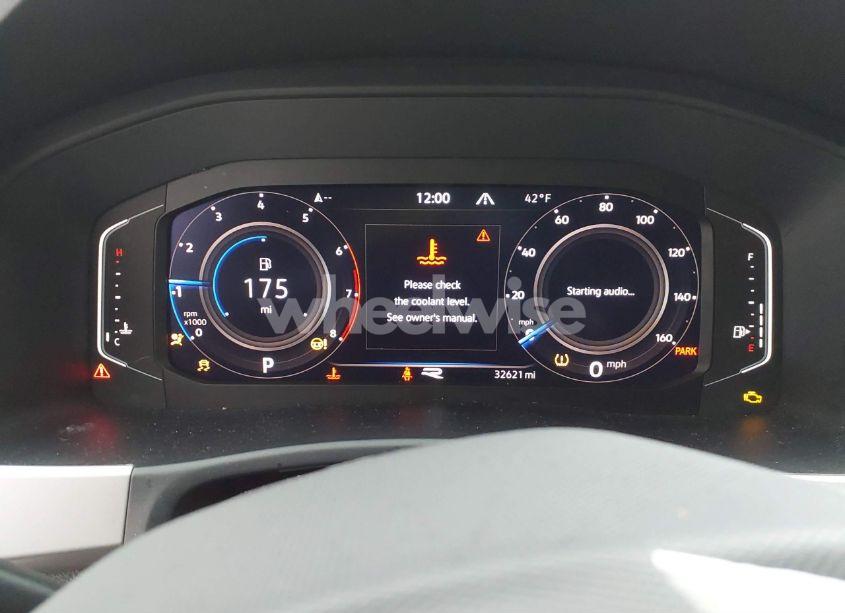 Photo 7 of 2022 Volkswagen Atlas 3.6L V6 SEL R-LINE (VIN 1V2AR2CA9NC505811)