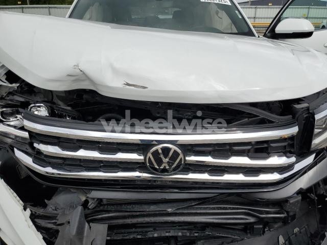 Photo 9 of 2021 VOLKSWAGEN ATLAS CROSS SPORT SEL (VIN 1V2BC2CA5MC210337)