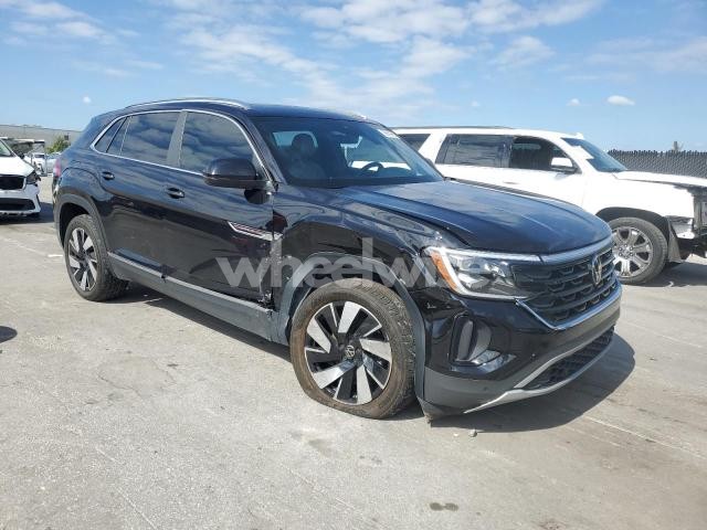 Photo 4 of 2024 VOLKSWAGEN ATLAS CROSS SPORT SEL (VIN 1V2BE2CA3RC211231)