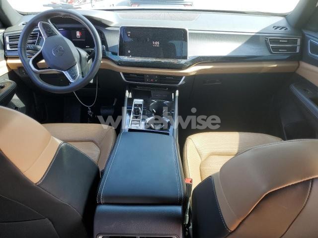 Photo 8 of 2024 VOLKSWAGEN ATLAS CROSS SPORT SEL (VIN 1V2BE2CA3RC211231)