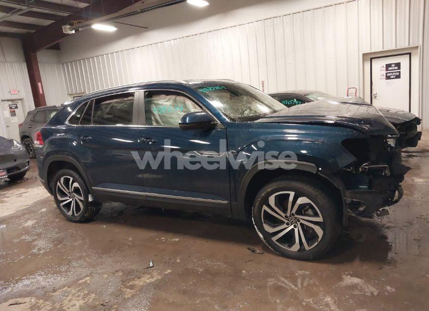 Photo 13 of 2022 Volkswagen Atlas CROSS SPORT 3.6L V6 SEL (VIN 1V2BE2CA4NC202659)