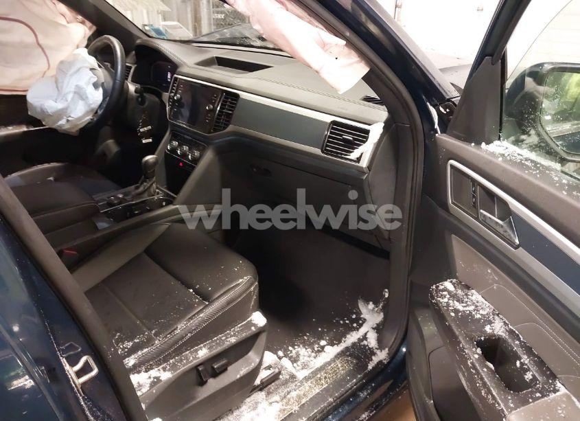 Photo 5 of 2022 Volkswagen Atlas CROSS SPORT 3.6L V6 SEL (VIN 1V2BE2CA4NC202659)