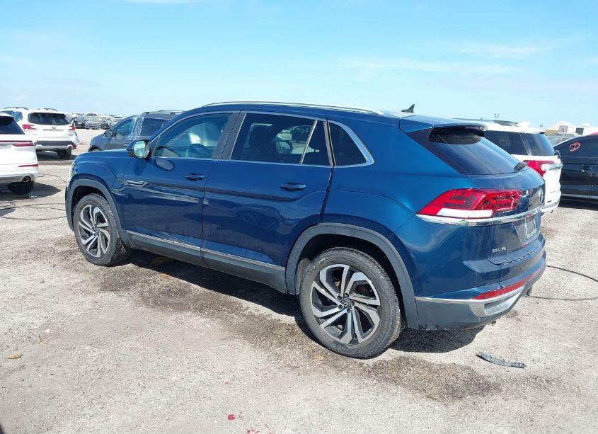 Photo 3 of 2022 Volkswagen Atlas CROSS SPORT 3.6L V6 SEL (VIN 1V2BE2CA5NC204503)