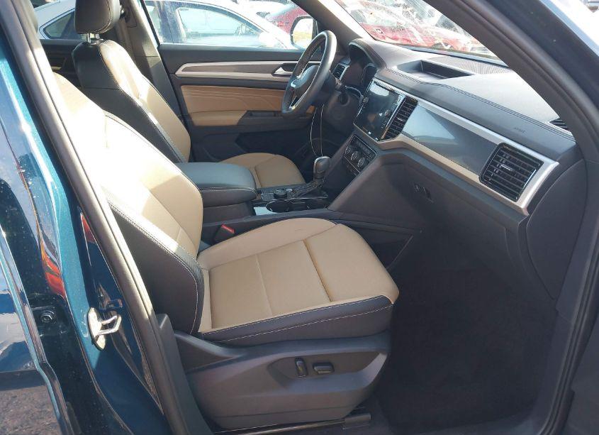 Photo 5 of 2022 Volkswagen Atlas CROSS SPORT 3.6L V6 SEL (VIN 1V2BE2CA5NC204503)