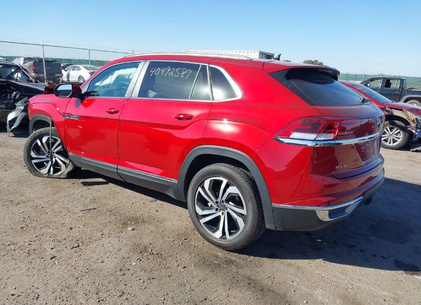 Photo 3 of 2022 Volkswagen Atlas CROSS SPORT 3.6L V6 SEL (VIN 1V2BE2CAXNC207946)