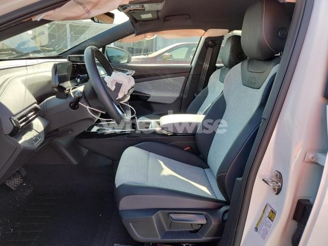 Photo 12 of 2024 VOLKSWAGEN ID.4 (VIN 1V2BMPE80RC005150)