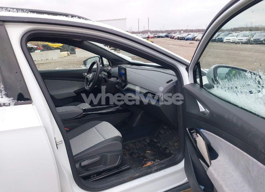 Photo 5 of 2024 Volkswagen Id.4 STANDARD (VIN 1V2BMPE84RC022288)