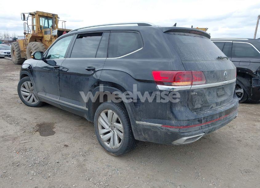 Photo 3 of 2021 Volkswagen Atlas 2.0T SEL (VIN 1V2BP2CA1MC509408)
