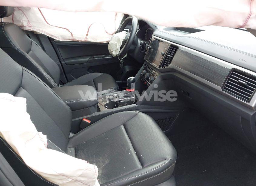 Photo 5 of 2021 Volkswagen Atlas 2.0T SEL (VIN 1V2BP2CA1MC509408)