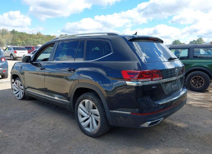 Photo 3 of 2021 Volkswagen Atlas 2.0T SEL (VIN 1V2BP2CA1MC571309)